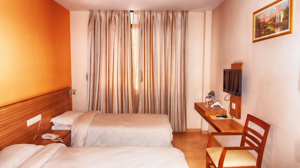 Aryal International Hotel Kathmandu Zimmer foto