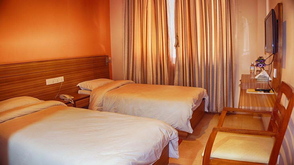 Aryal International Hotel Kathmandu Exterior foto