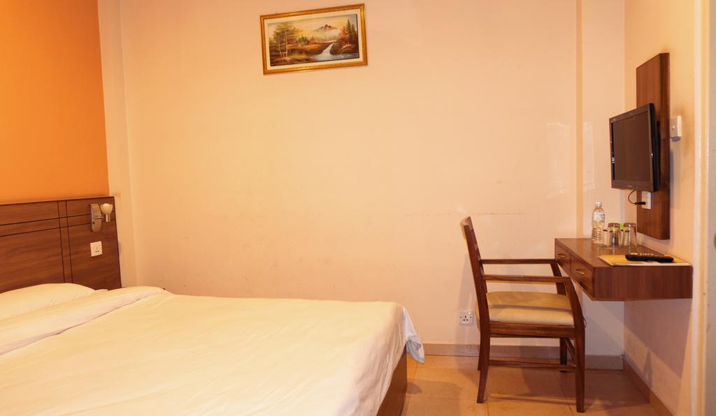 Aryal International Hotel Kathmandu Exterior foto